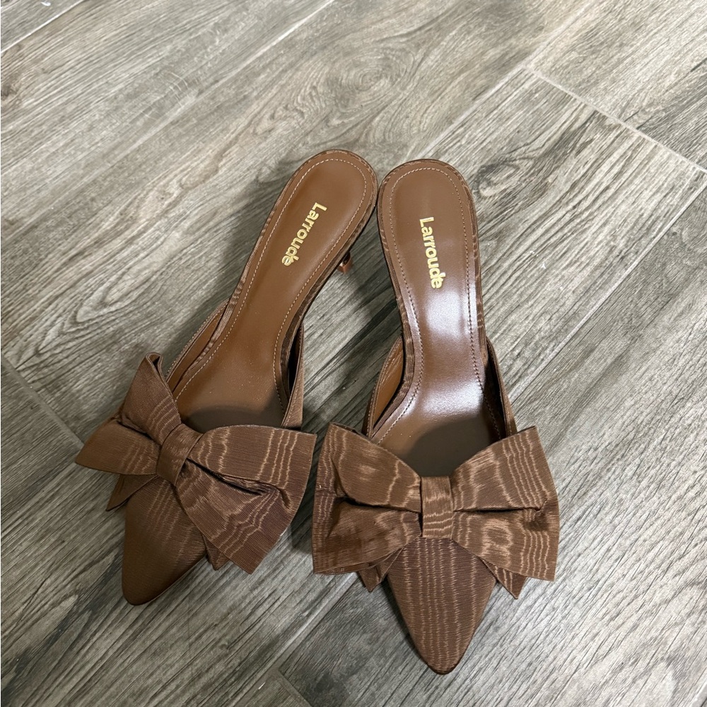 Larroude MiniElle heel in Cinnamon